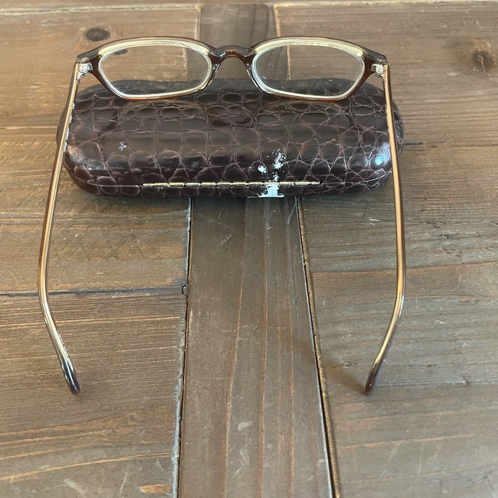 Prescription Glasses - Picture 3 of 10